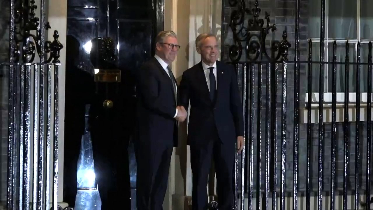 Starmer welcomes new Canadian PM Carney to No 10