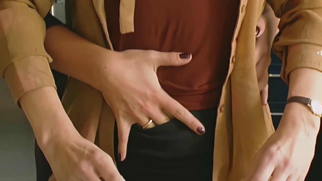 Swingers (2002) - Me gusta tu falda Nice skirt youre wearing