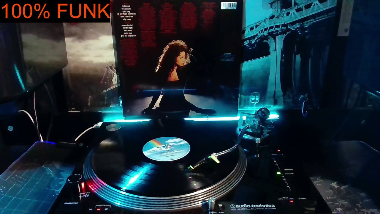 PEBBLES - lovehate (1987)