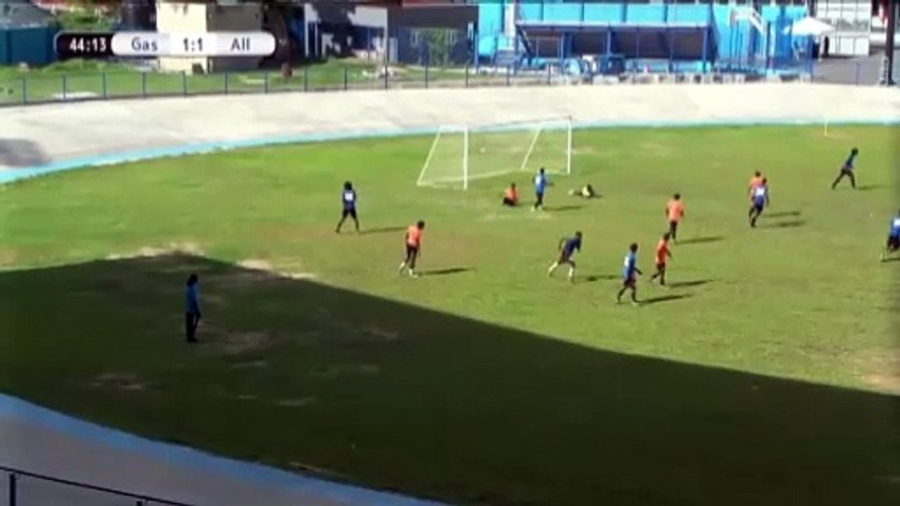 FOOTBALLER FIGHTS AGAINST THE ODDS