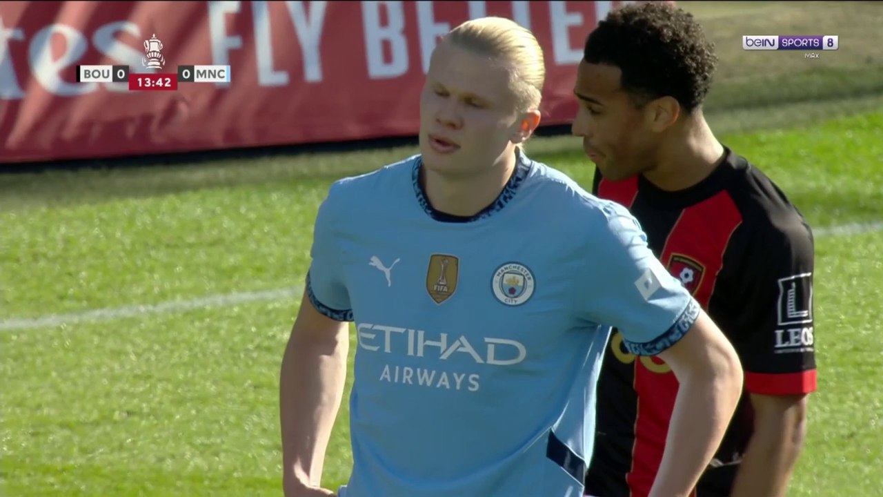 Le penalty d'Erling Haaland capté par Kepa !