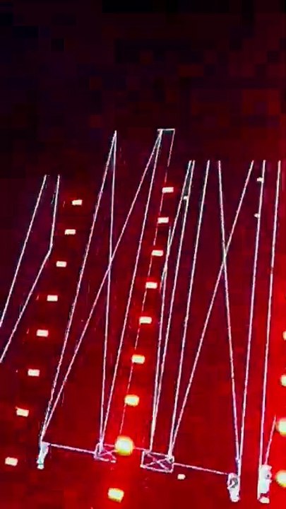 DJ Charlotte de Witte entregou acid techno pra quem fugiu do pop de Timberlake