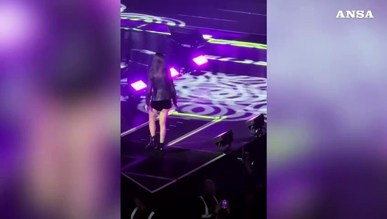 Giorgia a sorpresa sul palco con Geolier, il video del duetto inedito