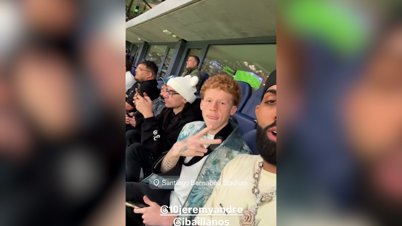 Jeremy de León, amuleto del Real desde el palco... ¡con Ibai Llanos y Eladio Carrión!