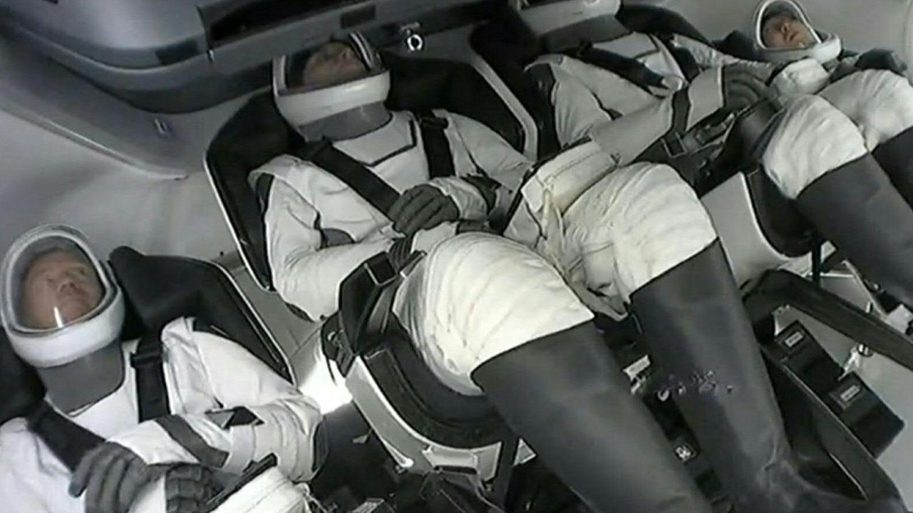 Pilze züchten und Röntgen im All: Raumfahrtmission "Fram 2" gestartet