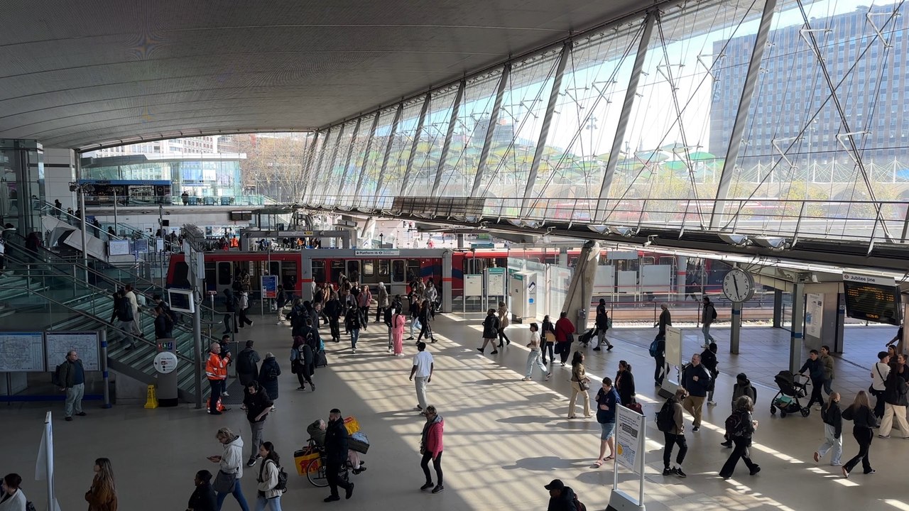 London Landmarks: Stratford station