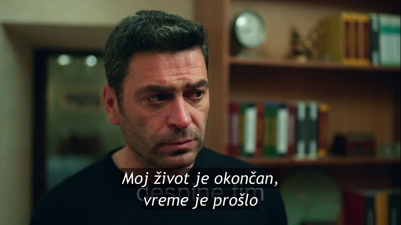 Daleki grad - 20. epizoda / Pesma (Sezen Aksu -Joj, meni, meni)