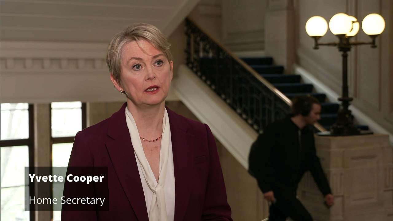 Yvette Cooper reacts to Trump's tariff pause