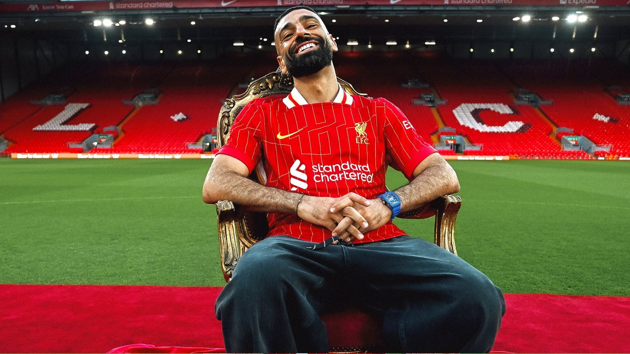 Mohamed Salah explodes at Alexander-Arnold