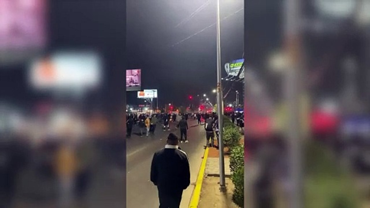 Estampida y graves incidentes en las afueras del Estadio Monumental de Chile