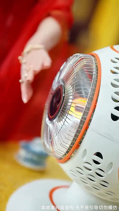 【最新短剧合集】 穿越者自救指南