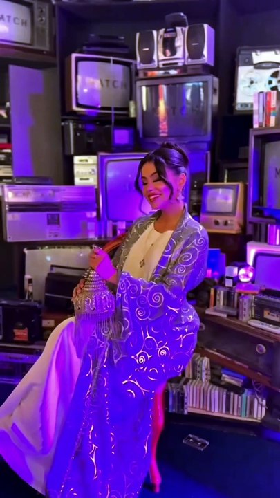 إطلالات المشاهير في ماتش الدمام