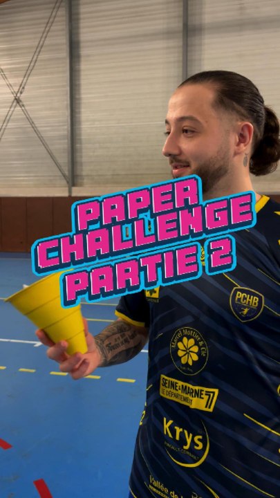 Paper Challenge Part 2 ! 📄🎯 #Handball #HandChallenge #Hand #Fun #PaperChallenge