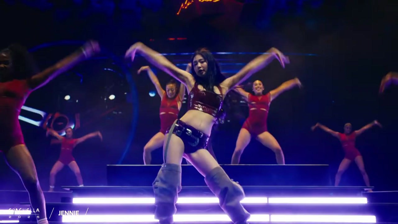 제니, 미국 유명 음악 축제 코첼라에서 단독 공연 / YTN