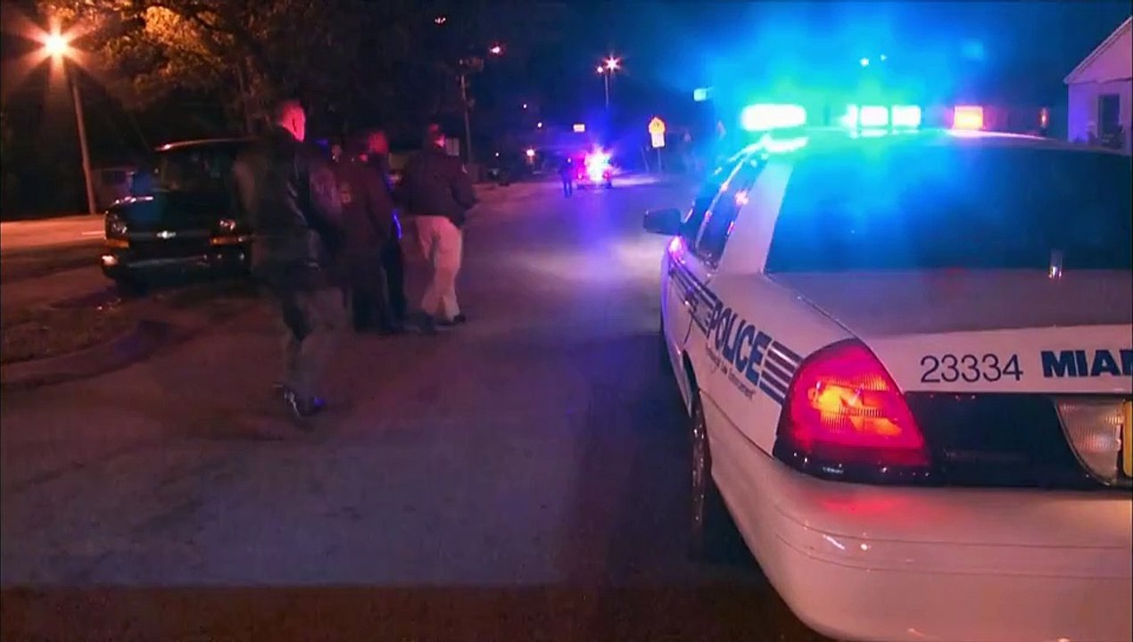 The First 48: Critical Minutes S03E10 - Deadly Shooting in Miami 🚓