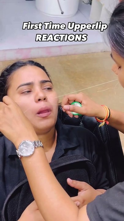 First Time upper lip Reactions
