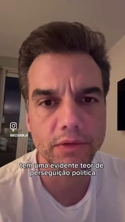 Wagner Moura Endorses Federal Deputy Glauber Braga 🤝