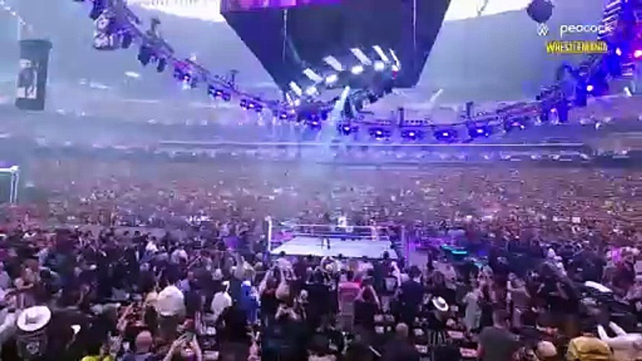 IYO SKY vs. Rhea Ripley vs. Bianca Belair