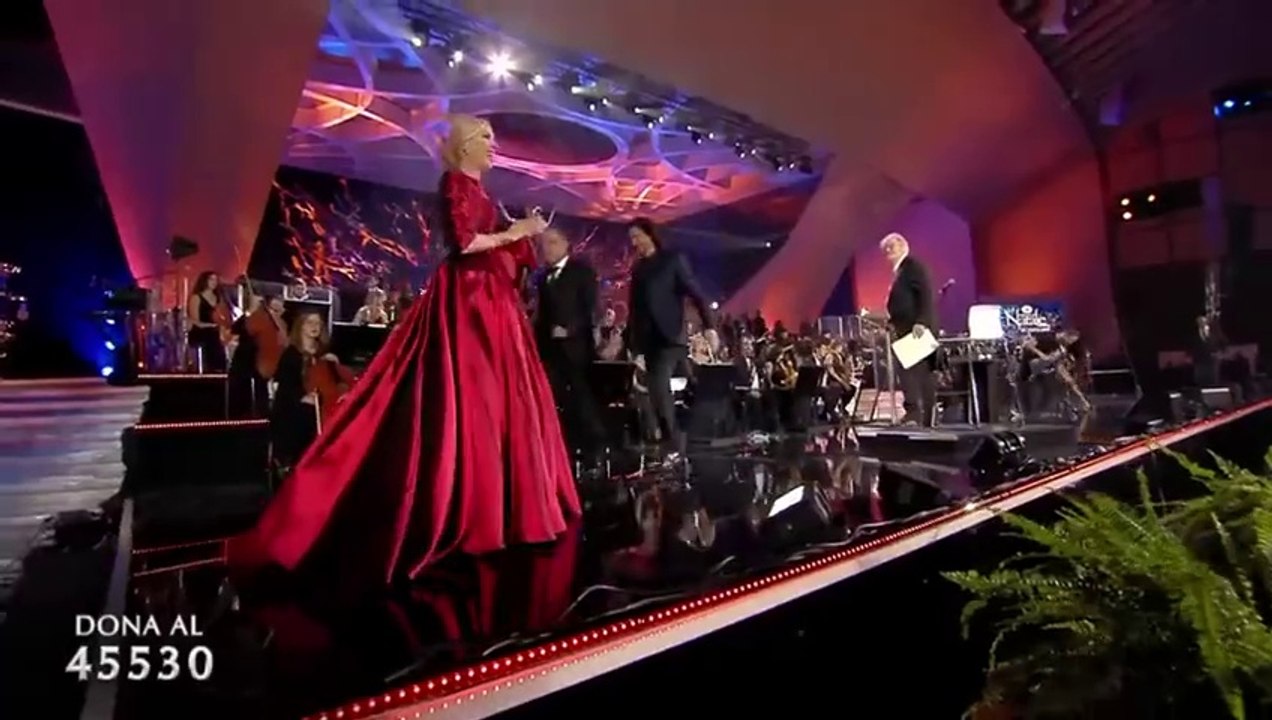 Leo Rojas live with Orchestra Official  El Condor Pasa