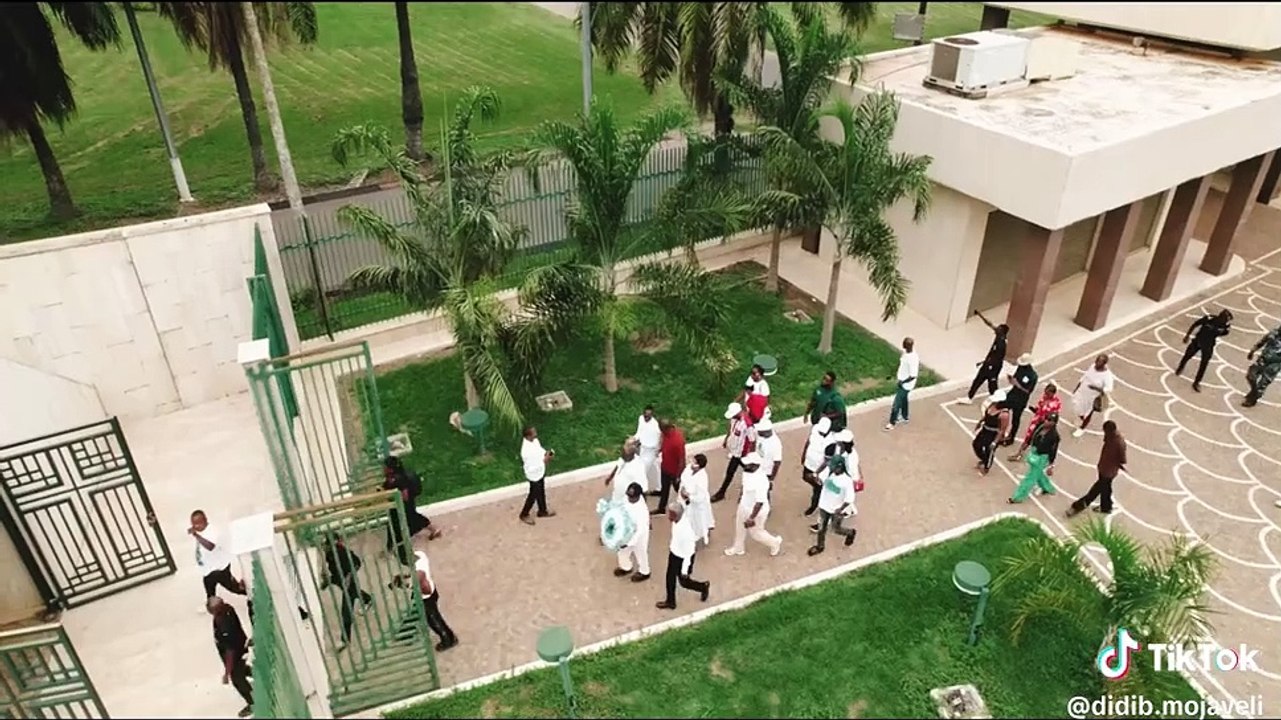 Avant son grand concert à Abidjan, Didi B rend hommage à Félix Houphouët-Boigny