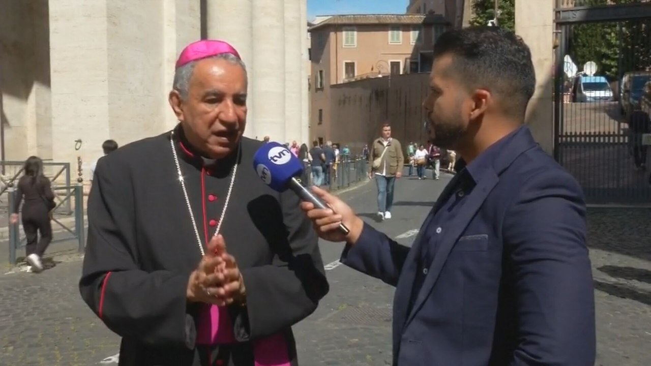 Arzobispo Ulloa llega al Vaticano para visitar al papa