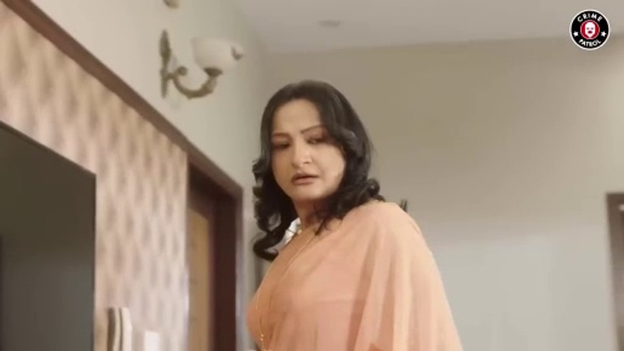 Pyasi Malkin _ Junoon Clip _ Jurm Ka Khel