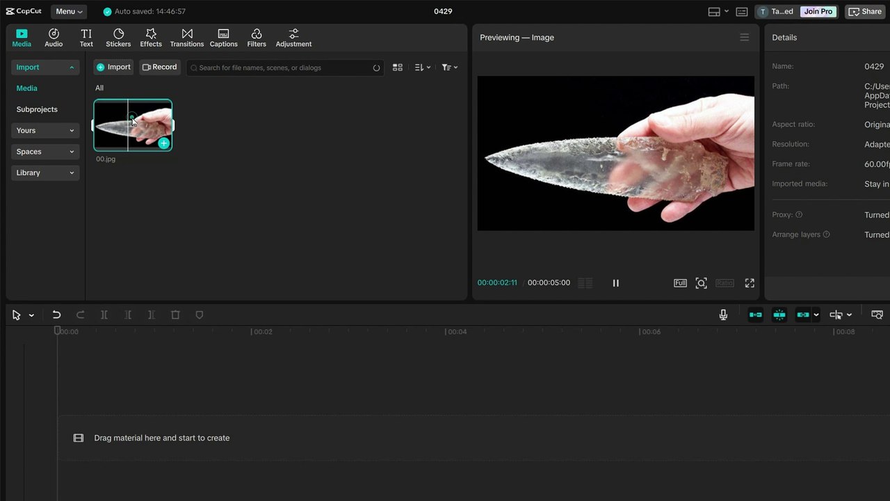 how to make pictures move in capcut