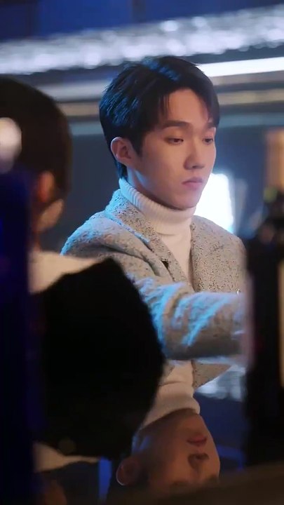 余茵&白方文 - 娇莺-01.42.17.241-03.24.34.483