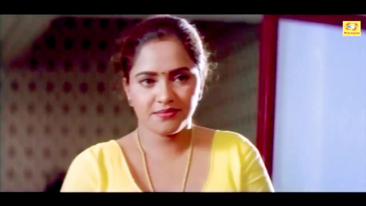 First Glance, Forever Love | Romantic Scene in a Beautiful Setting