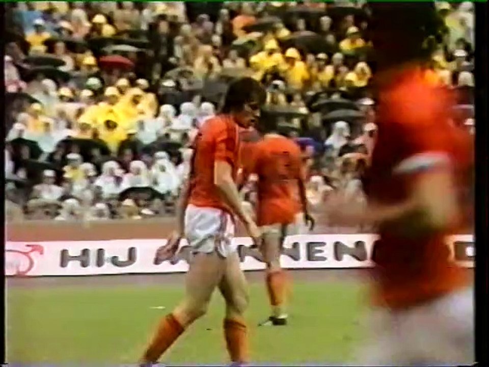 1974 FIFA World Cup - Netherlands v. East Germany (Second Phase)