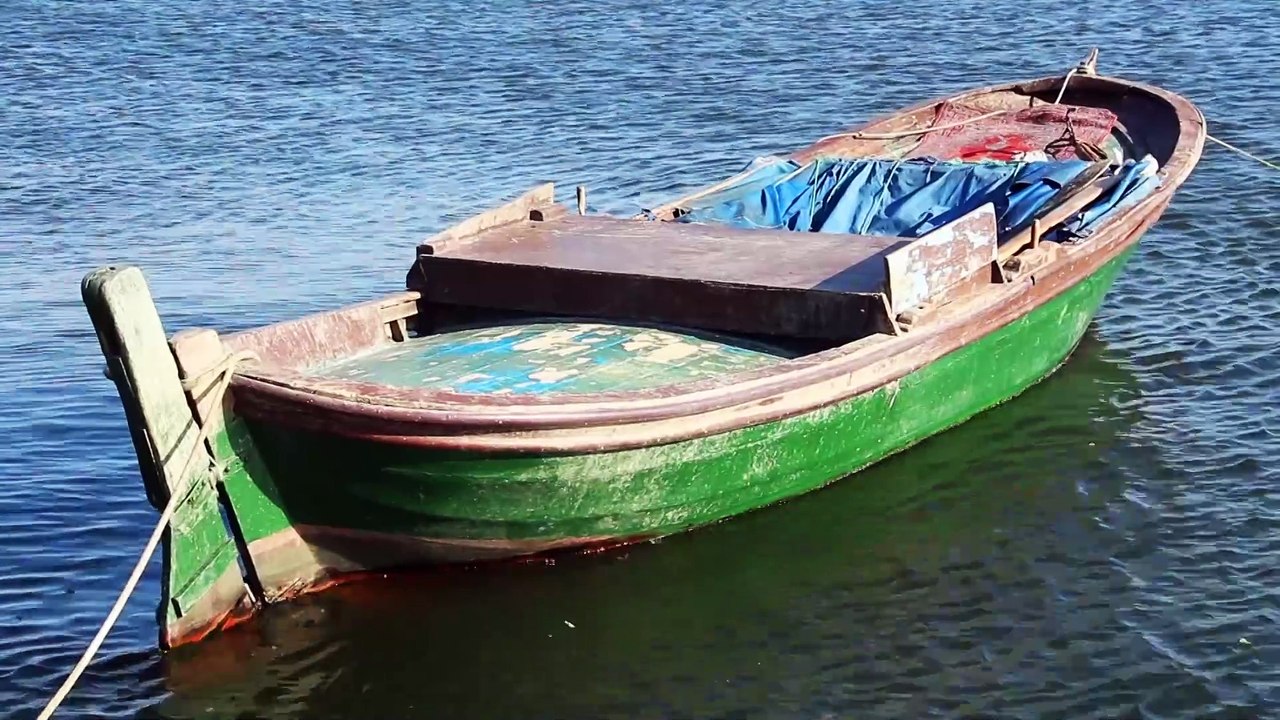 Barche abbandonate sul litorale messinese: saranno tutte eliminate