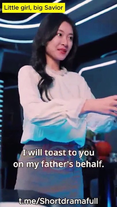 Little girl, big Savior Cn Shortmax