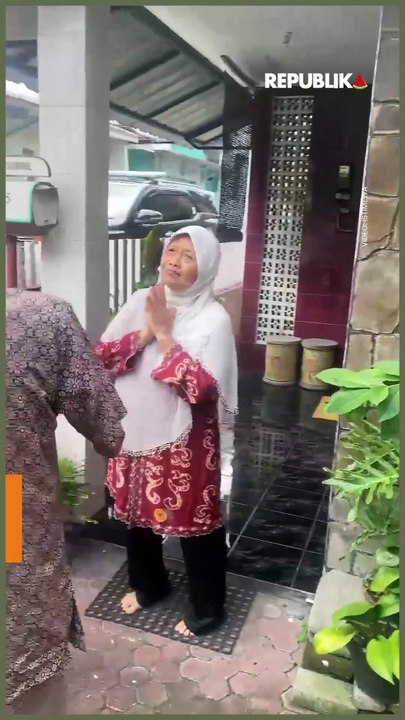 Momen Jokowi Temui Dosen Pembimbing