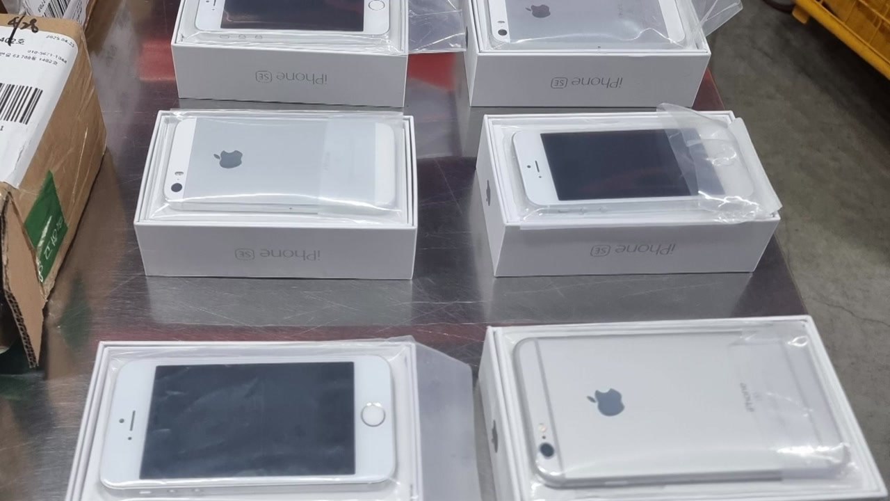 중국산 '짝퉁' 구형 아이폰, 해외 직구 시 99% 위조품 위험 🚨