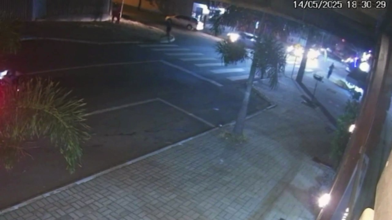 Câmera de segurança flagra criança sendo atropelada no Paraná