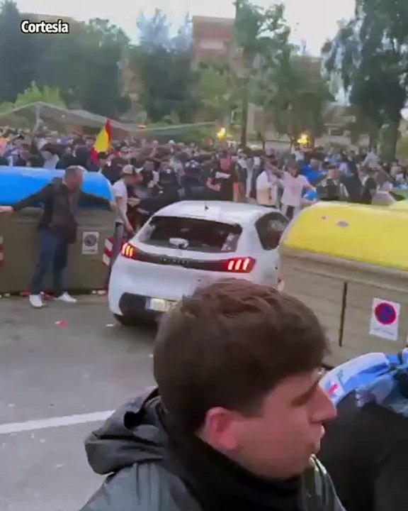 Hay 13 hinchas heridos que fueron atropellados antes del partido Espanyol-Barcelona