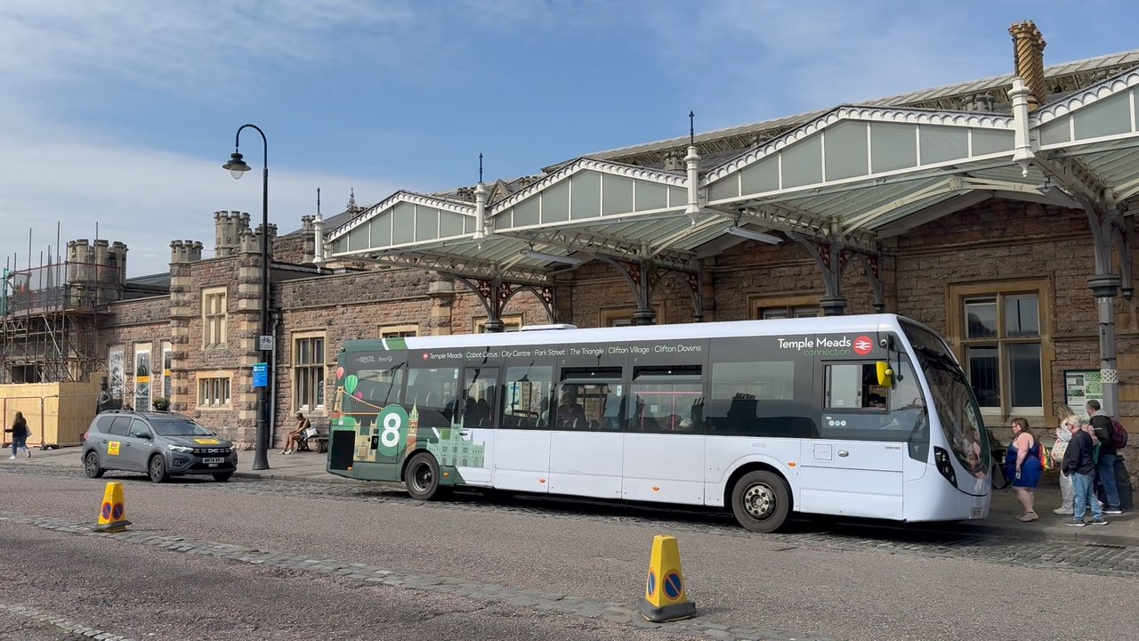 90 ticket screens may be removed: Could the future of metro bus ticket machines be coming to an end?