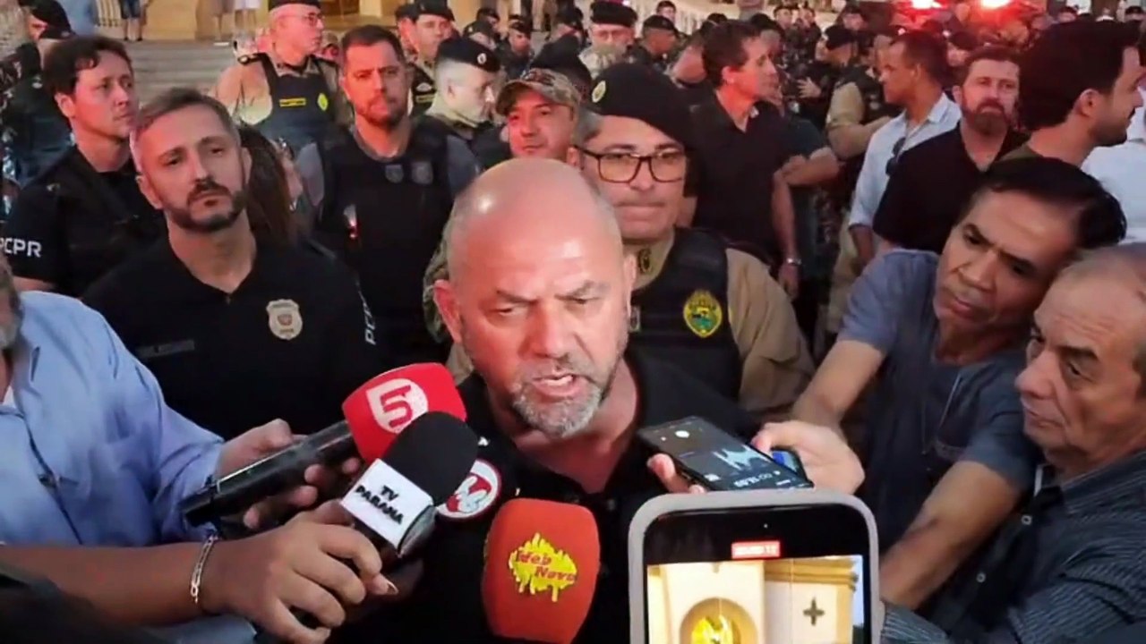 Operação mobiliza dezenas de viaturas e helicóptero em Apucarana