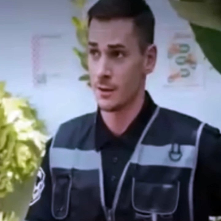 bilionário em fuga torna se minha noiva