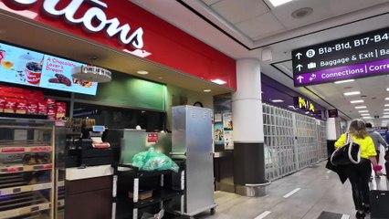 Vlog Adventure's | Episode 1 | CN Tower - Canada