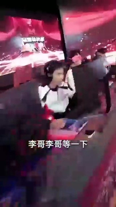 They destroyed an esports god (AI-generated Sub) | Lucky Mom