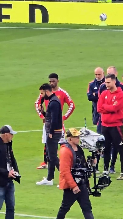 Ruben Amorim apologises to Manchester United fans after disaster season