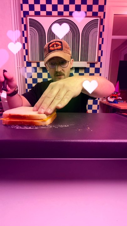 Grilled Grilled Grilled Cheese des Looney Tunes #grilledcheese #sandwich #looneytunes #dessinanime #food #foodlover #cheese