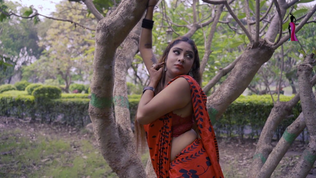 NISHA AND RIYA SAREE LOOK