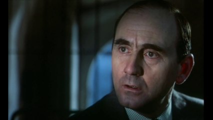 Zakład 1990: Historia i Rozwój