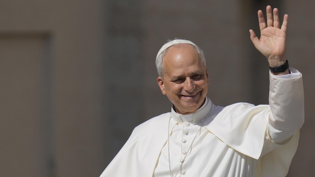 Papa Leone XIV ai giovani: «Rimboccatevi le maniche e non sarete delusi»