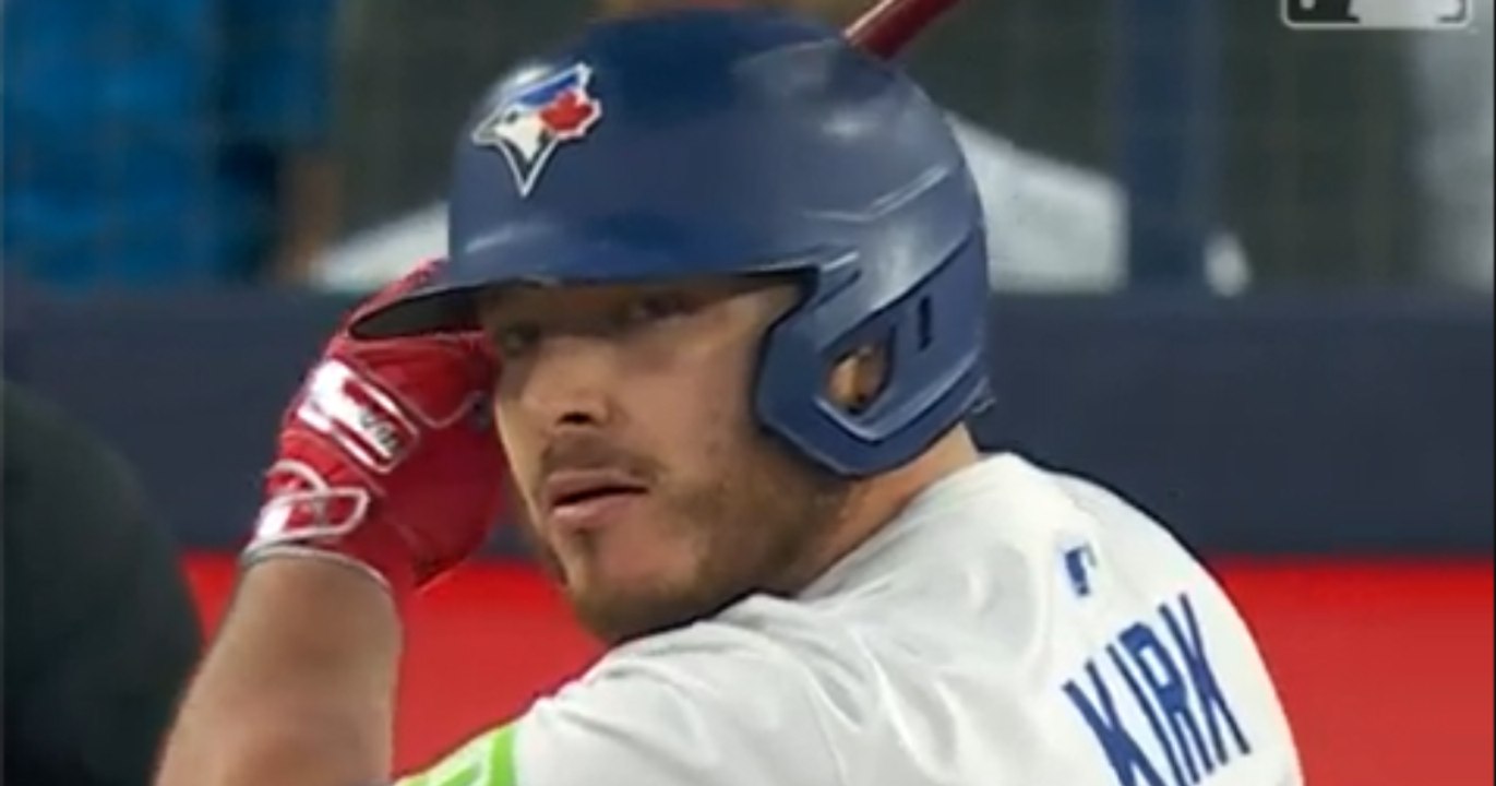 Alejandro Kirk fue el héroe con largo imparable