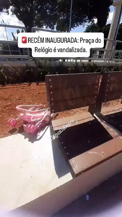 Praça do Relógio é vandalizada em Taguatinga