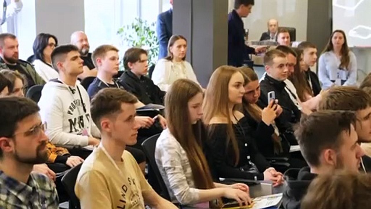 Гроші без тіней: молодь та фінансова безпека