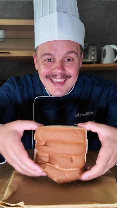 Hot Dog very cheese since Los Angeles 😄